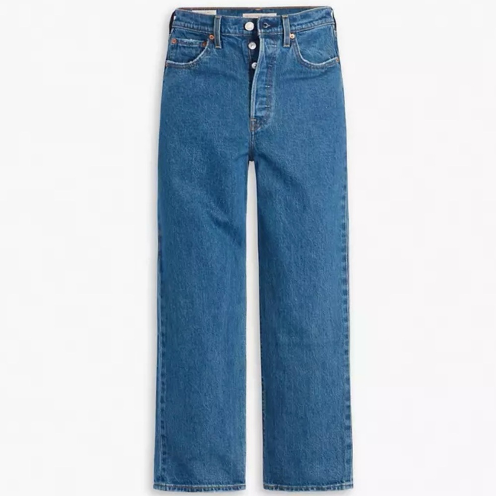 SOLD | Levi’s | Ribcage Straight Ankle | 25